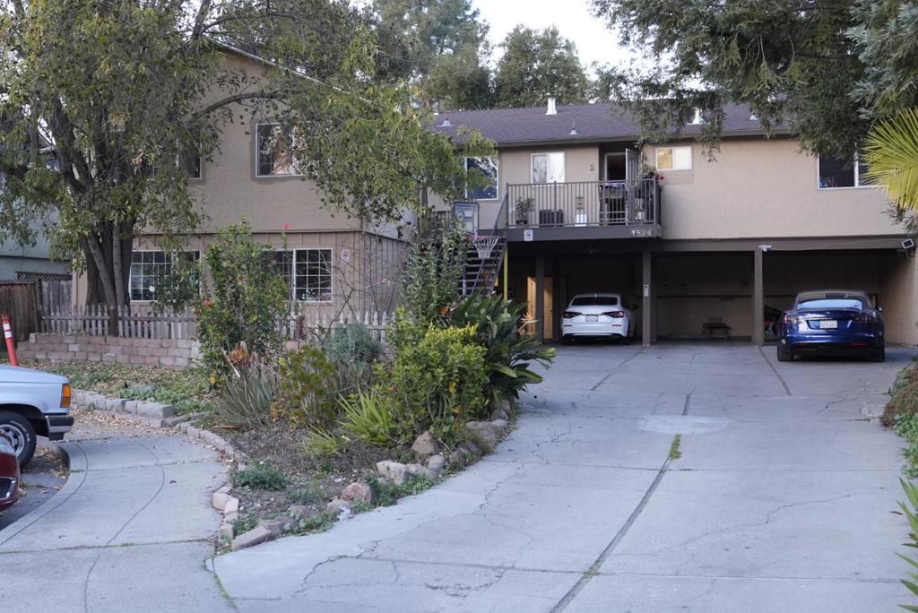 1826 Higdon Avenue Property Photo 1