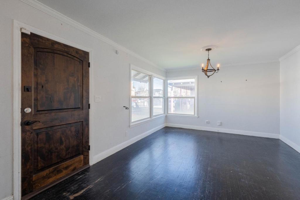 89 Clark Street Property Photo 6