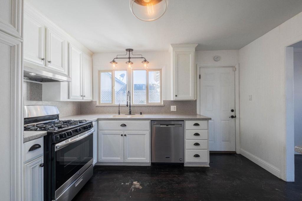89 Clark Street Property Photo 13