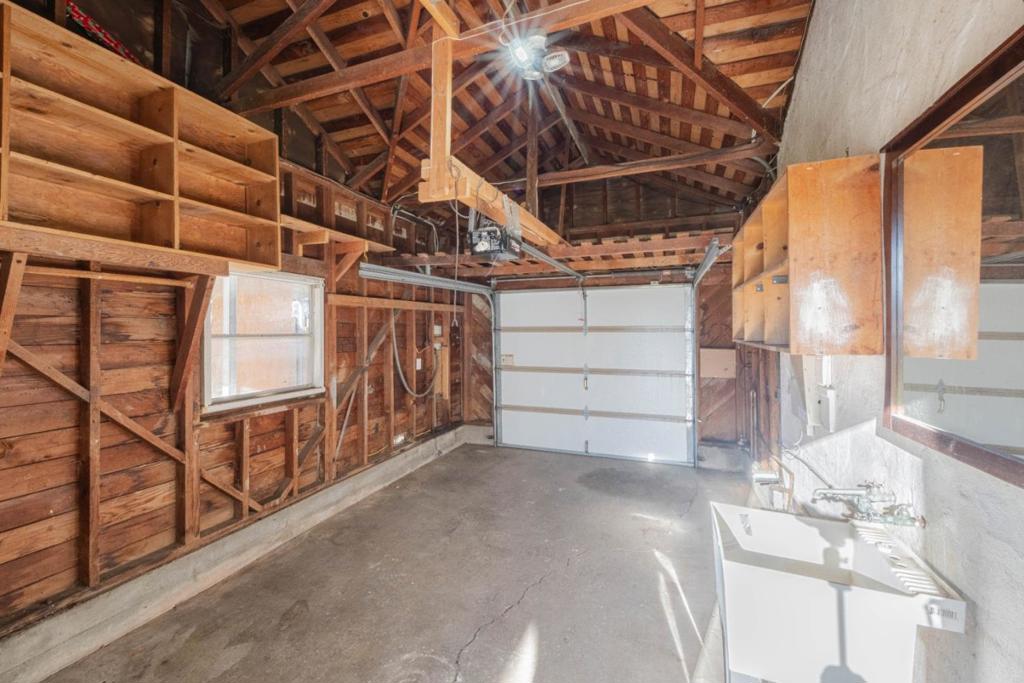 89 Clark Street Property Photo 28