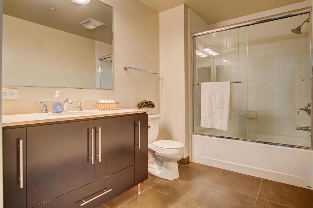 88 E San Fernando Street 1406 Property Photo 16