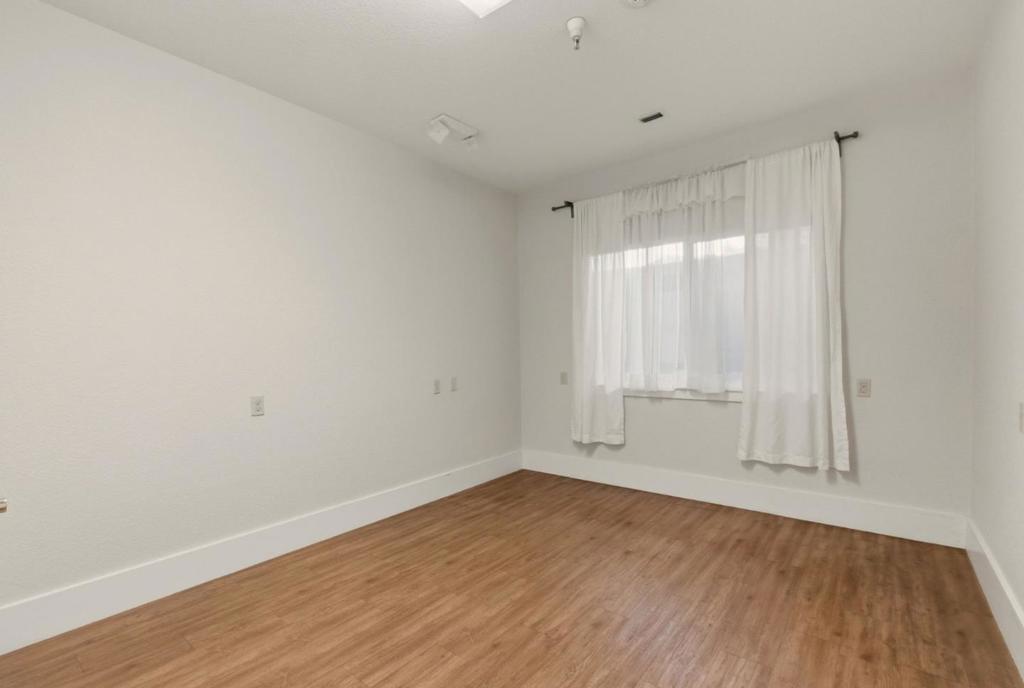 24952 Cypress Avenue Property Photo 49