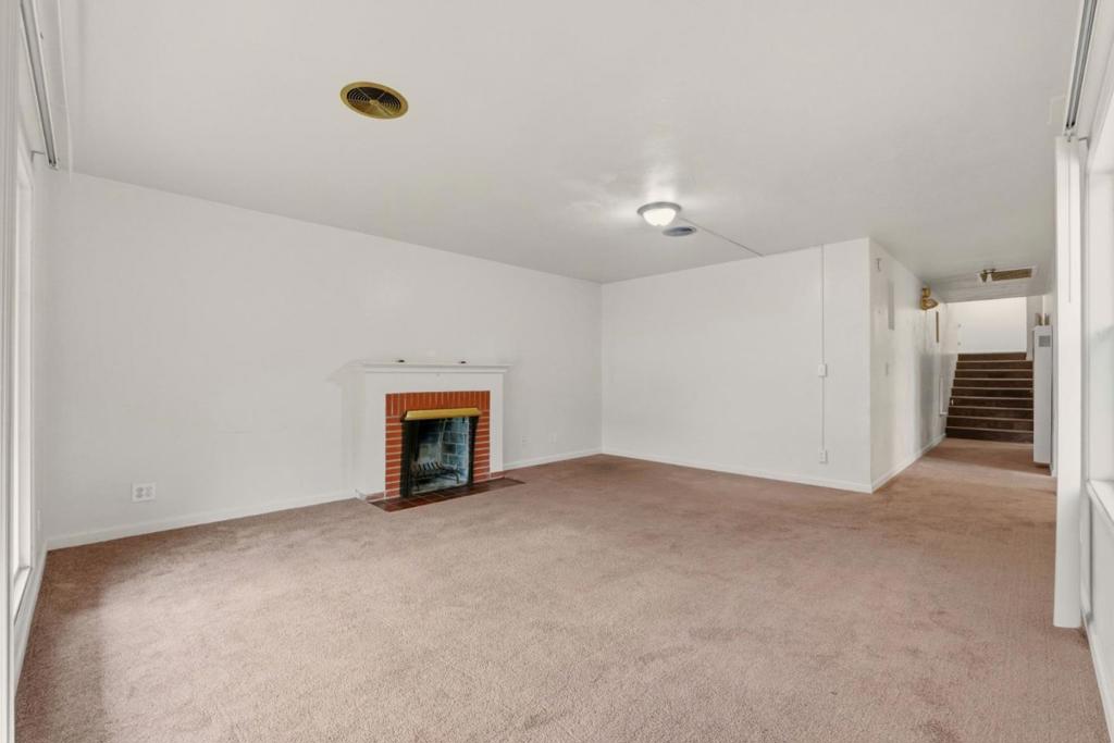 24952 Cypress Avenue Property Photo 77