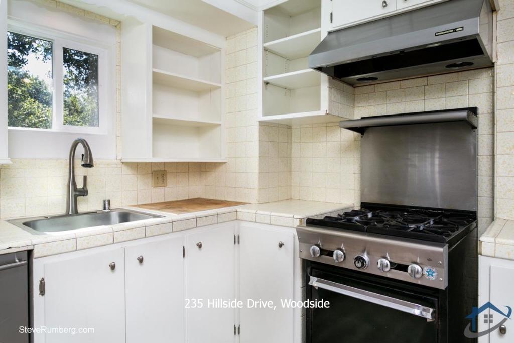 235 Hillside Drive Property Photo 17