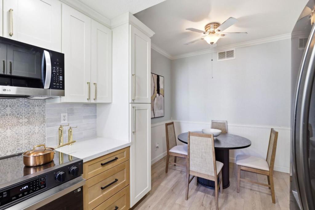 542 Shadowgraph Drive Property Photo 15