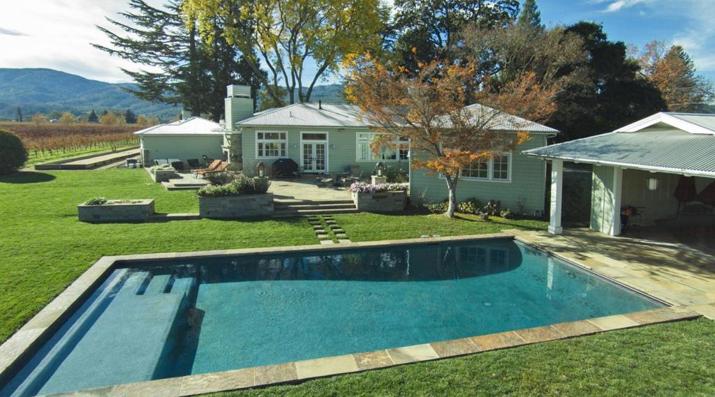 555 Zinfandel Lane Property Photo 4