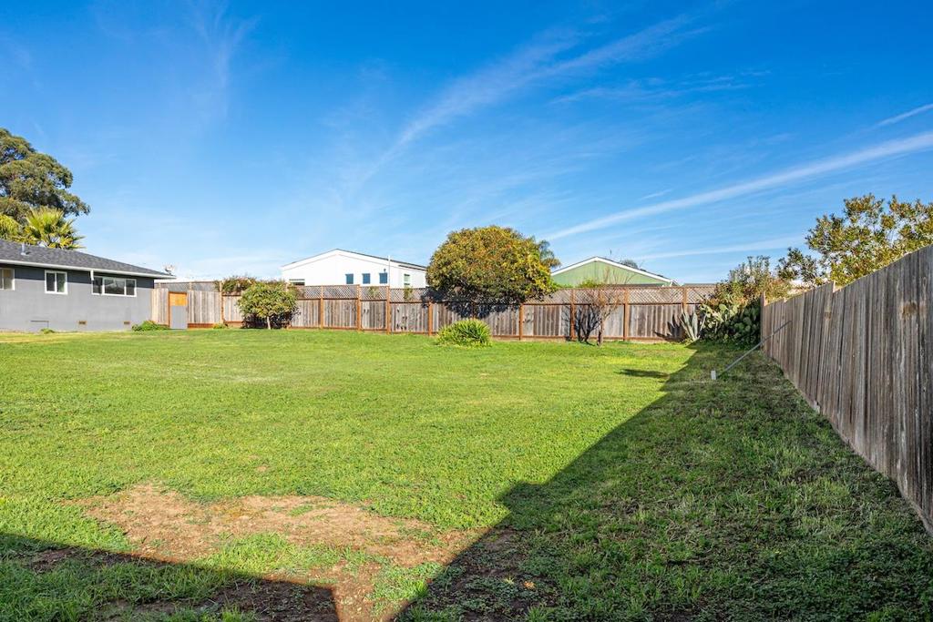 0 Roland Property Photo 10