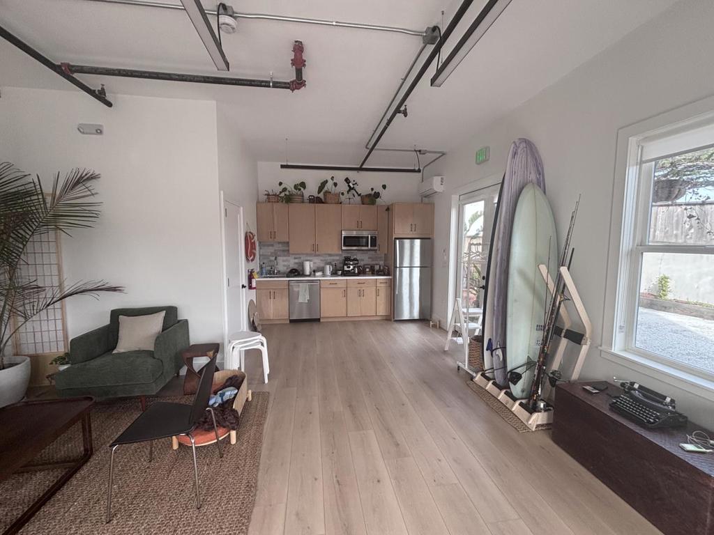 ML82033306 Property Photo 2