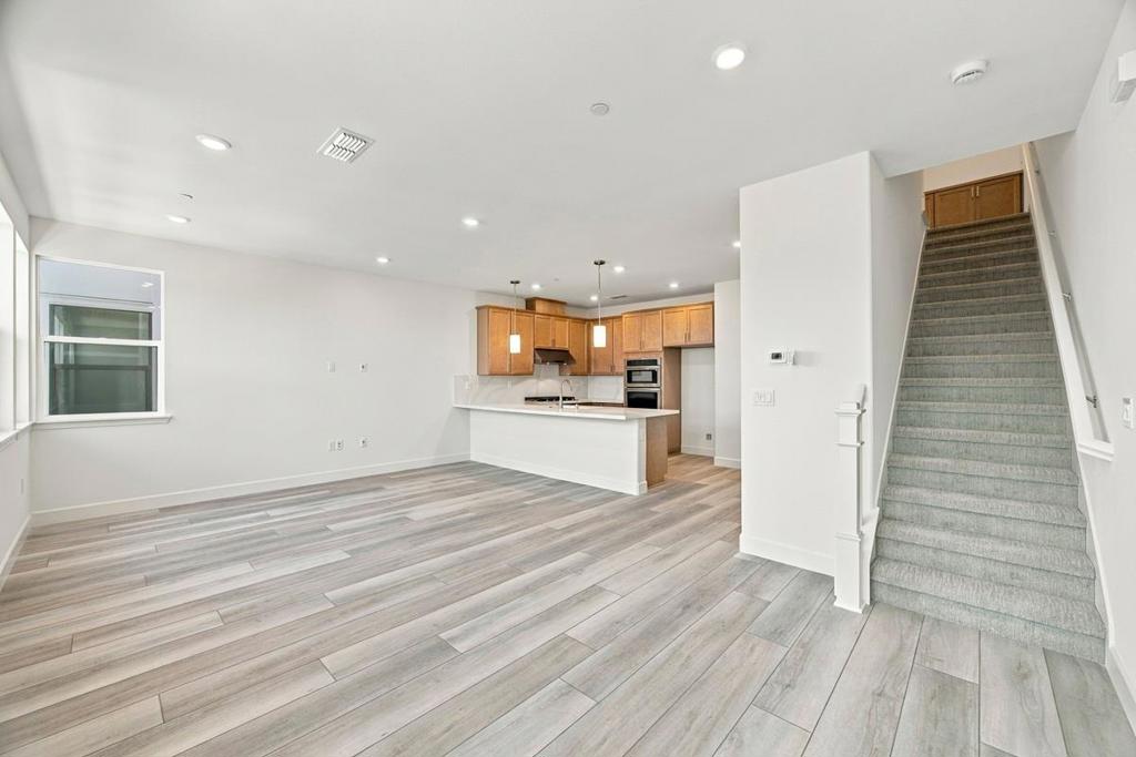 706 Morning View Property Photo 2