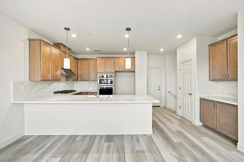 706 Morning View Property Photo 6
