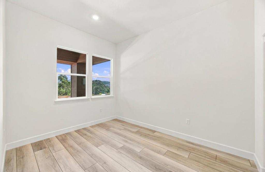 706 Morning View Property Photo 8