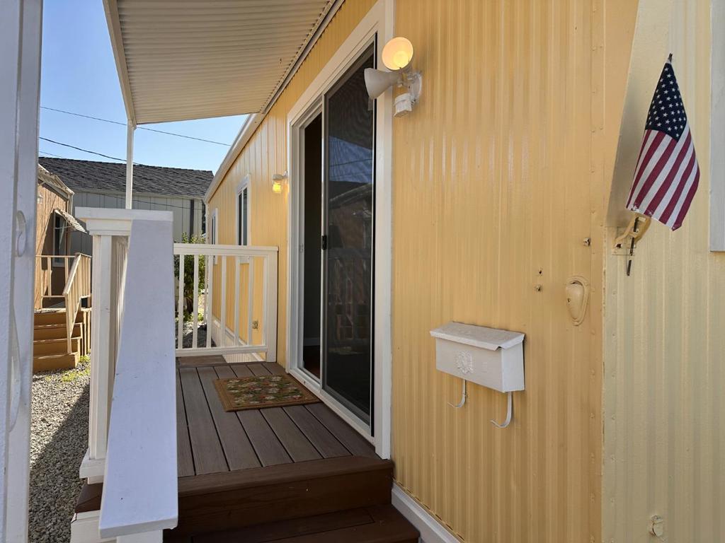 835 Kimball 43 Property Photo 2