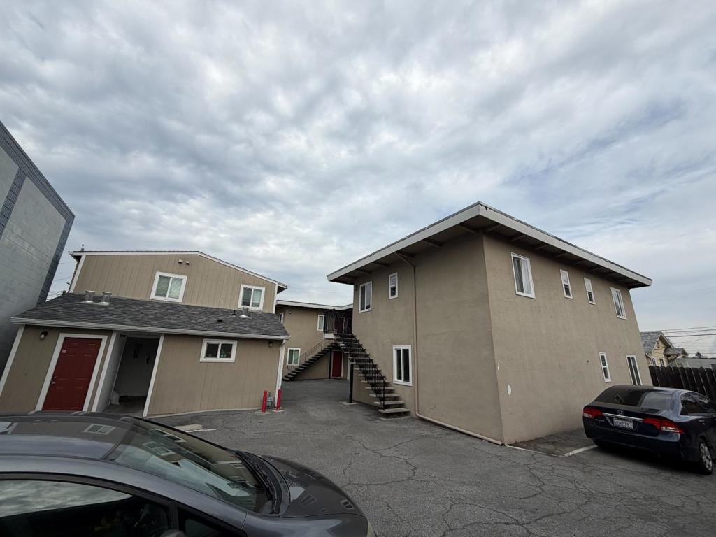116 Pine Street Property Photo 3