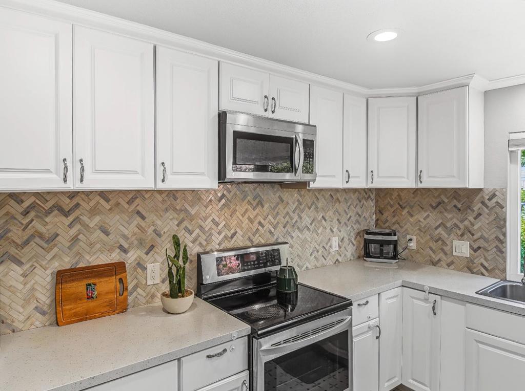 2315 Warfield Way A Property Photo 11