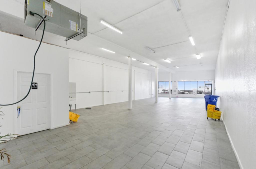 7101 International Boulevard Property Photo 17
