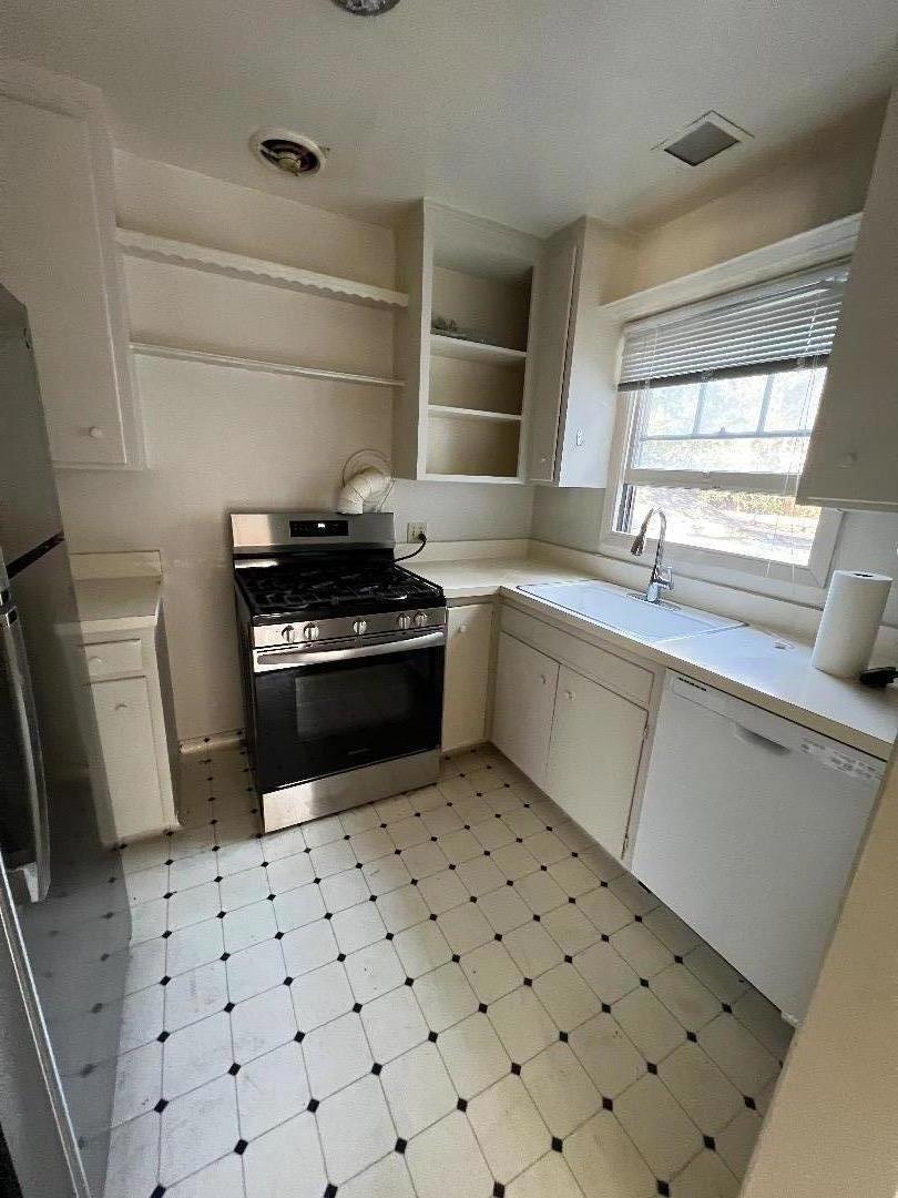 1220 Sixth Avenue Property Photo 29