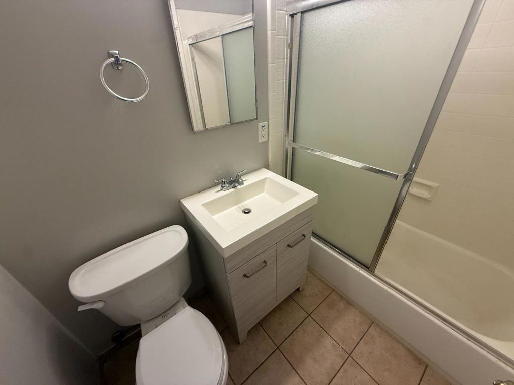 962 W Weddell Drive Property Photo 8