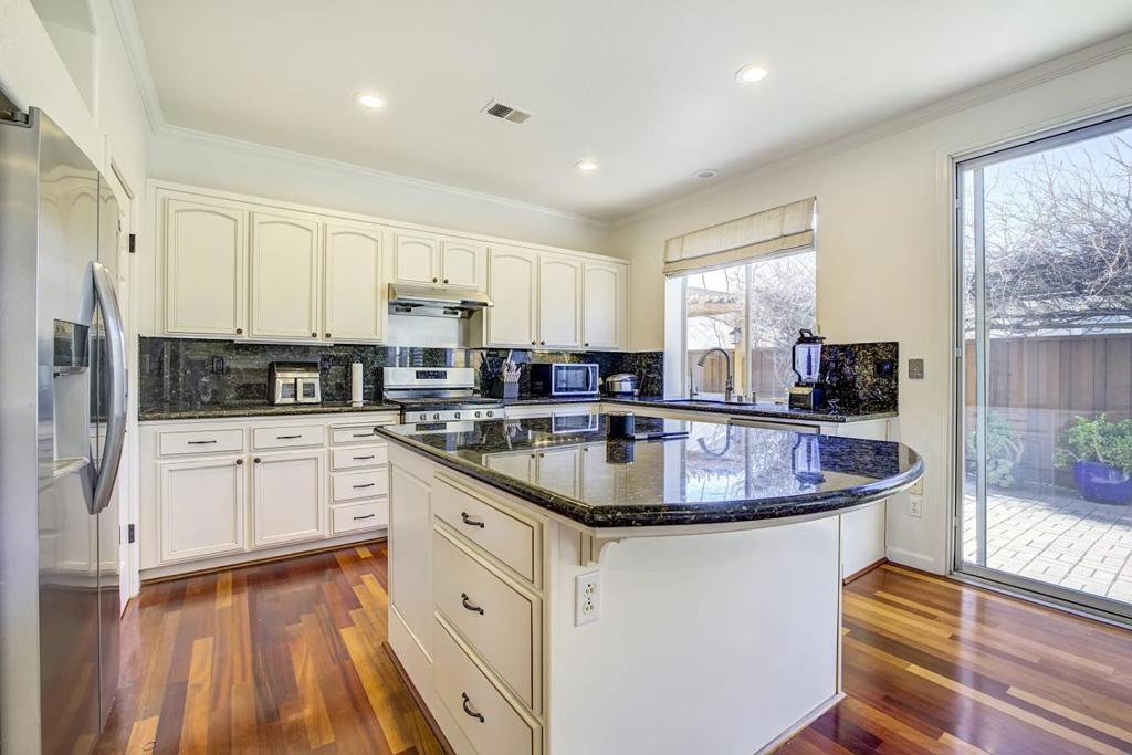 6751 Positano Lane Property Photo 14