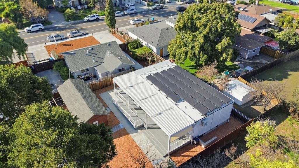 2260 Clarke Avenue Property Photo 1