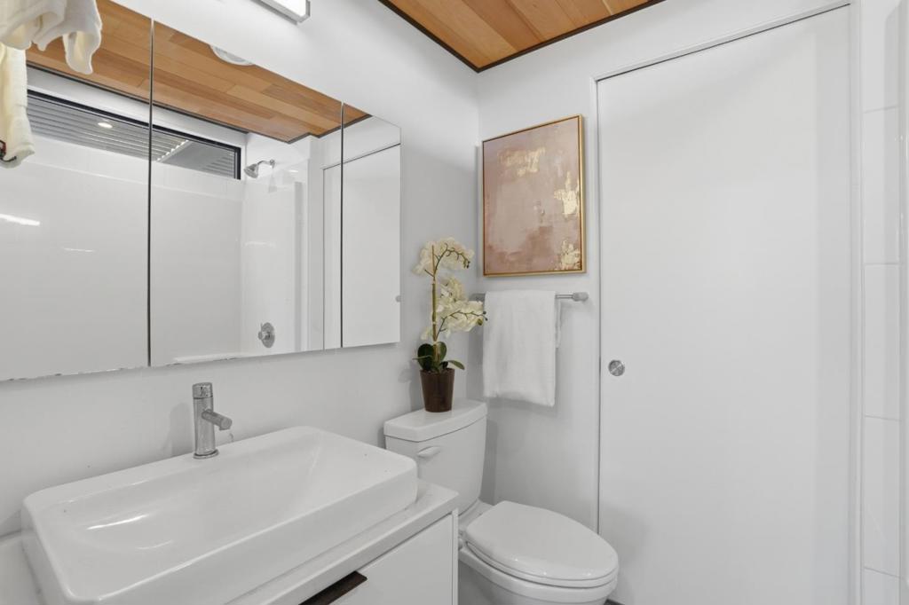 2260 Clarke Avenue Property Photo 25