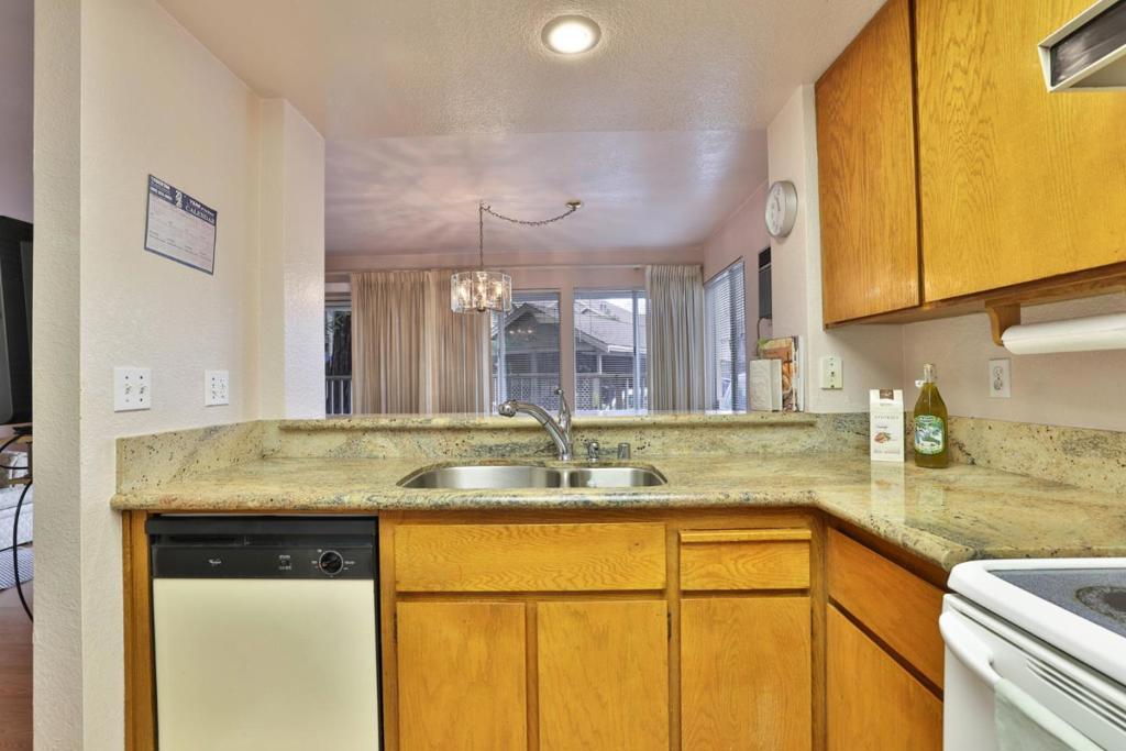 2501 Jubilee Lane Property Photo 15