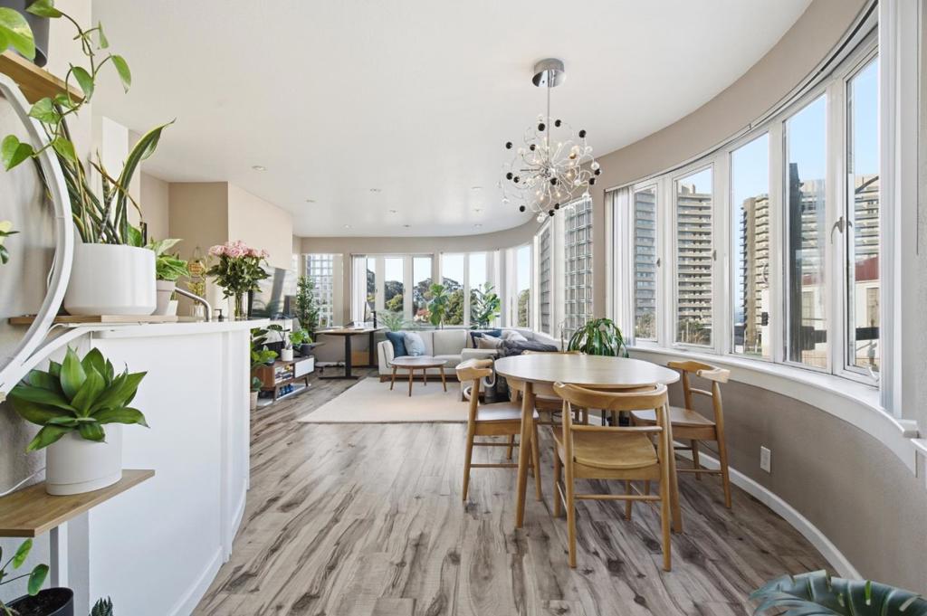 1111 Bay Street 307 Property Photo 1