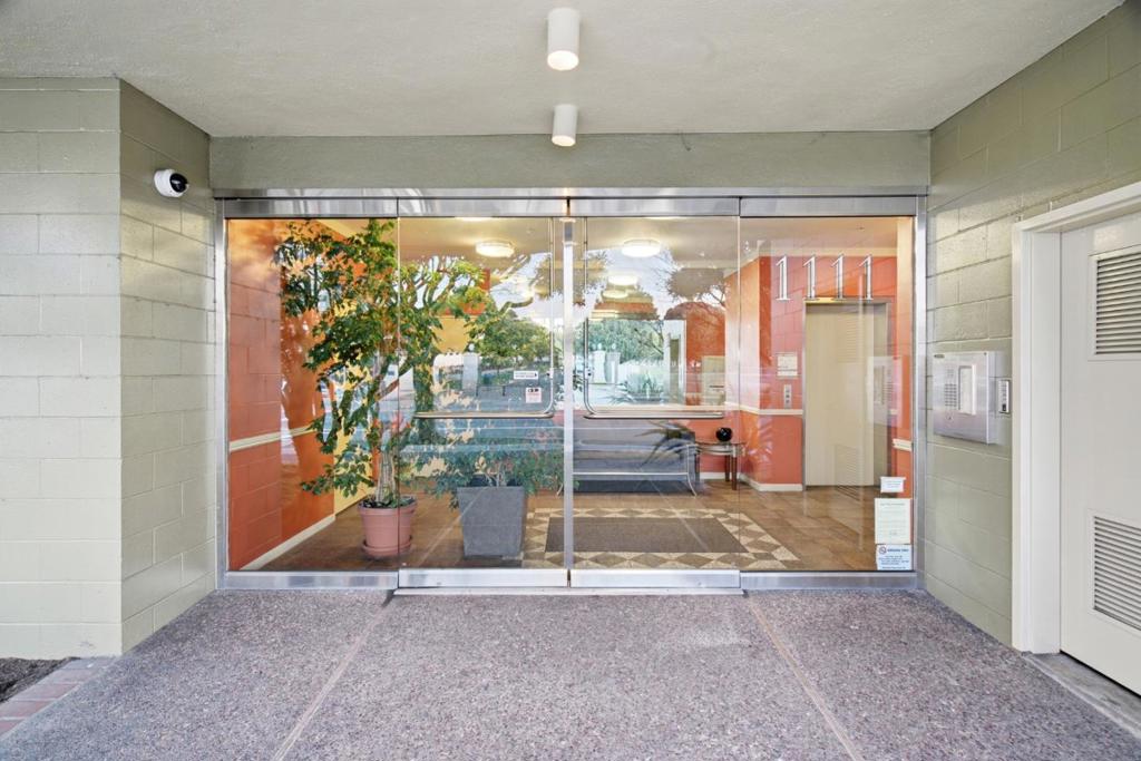 1111 Bay Street 307 Property Photo 3