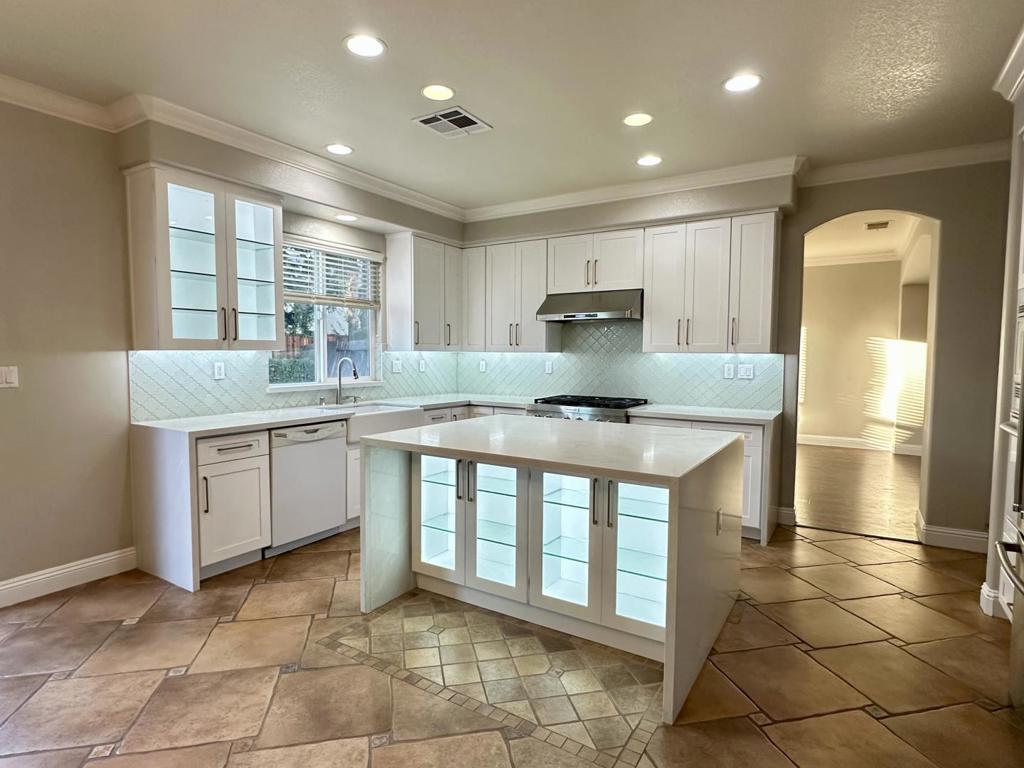 9224 Purple Skies Court Property Photo 6