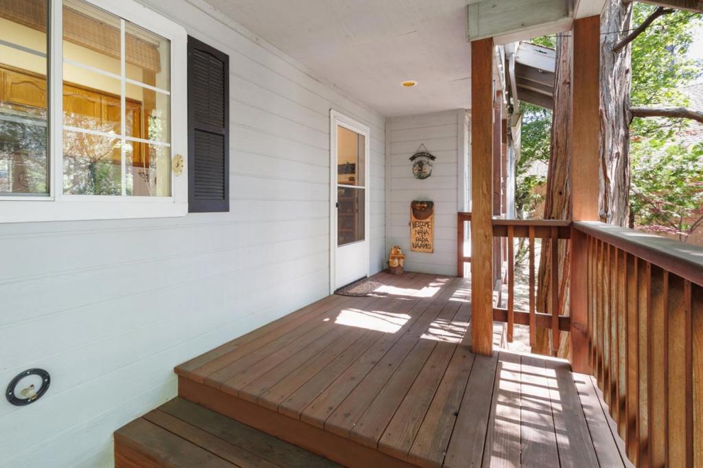 17256 Mount Elizabeth Drive Property Photo 4
