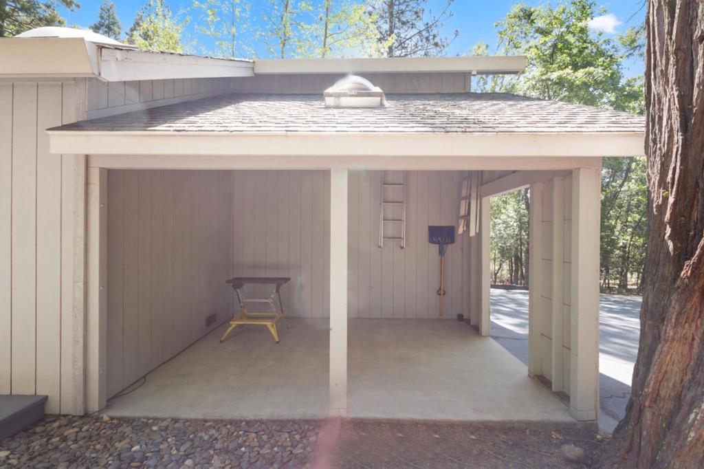 17256 Mount Elizabeth Drive Property Photo 26