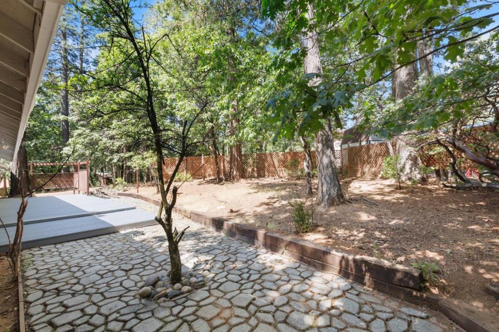 17256 Mount Elizabeth Drive Property Photo 28