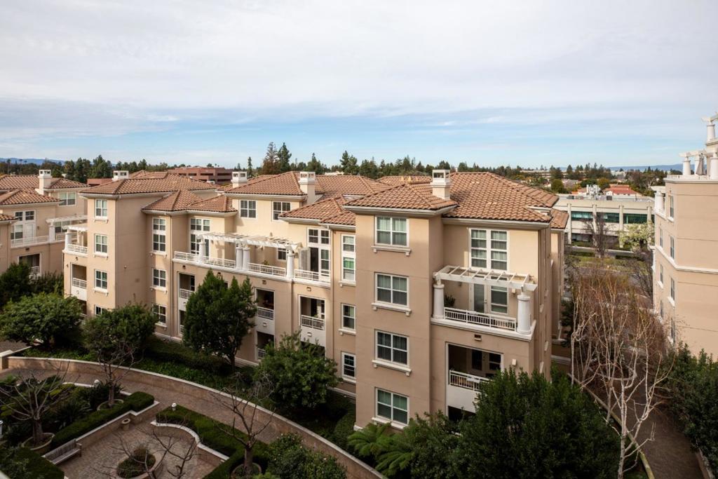 20488 Stevens Creek Boulevard 1607 Property Photo 8