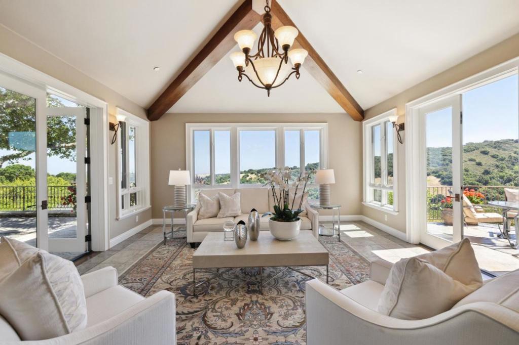 7 Redberry Property Photo 8