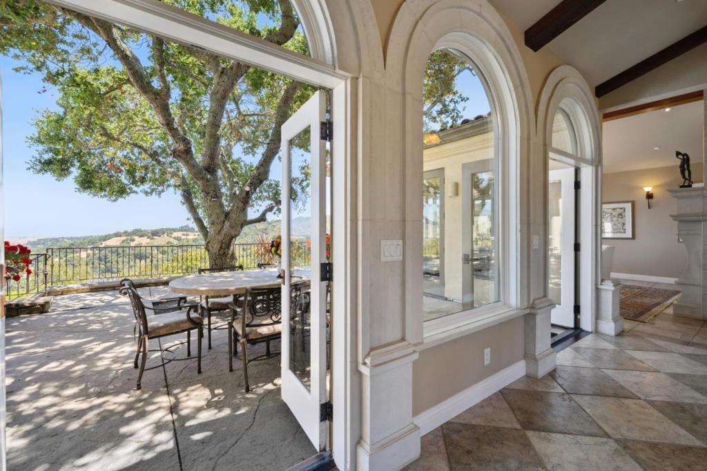 7 Redberry Property Photo 12