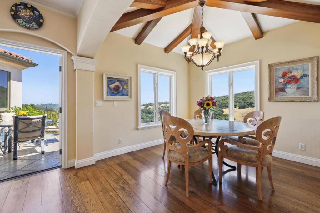 7 Redberry Property Photo 19