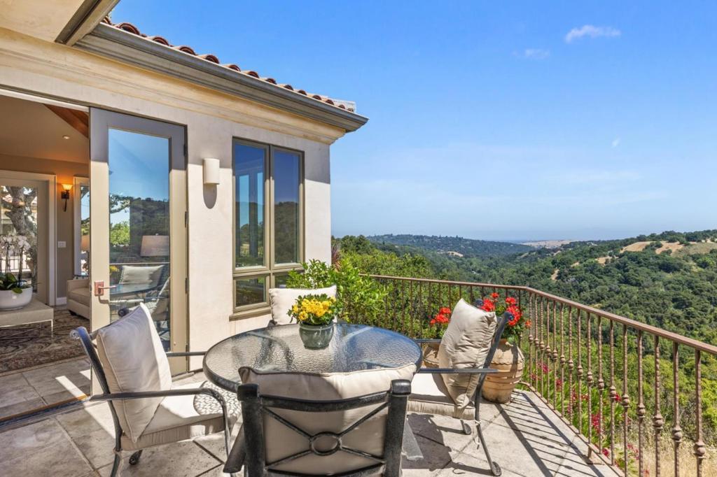 7 Redberry Property Photo 20