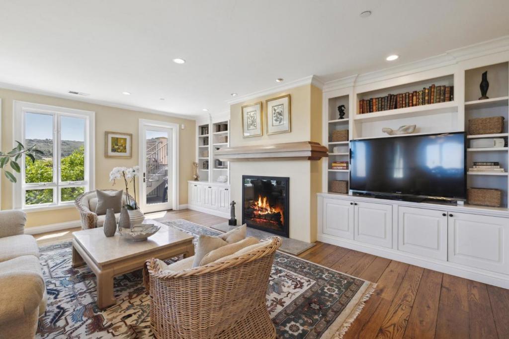7 Redberry Property Photo 24
