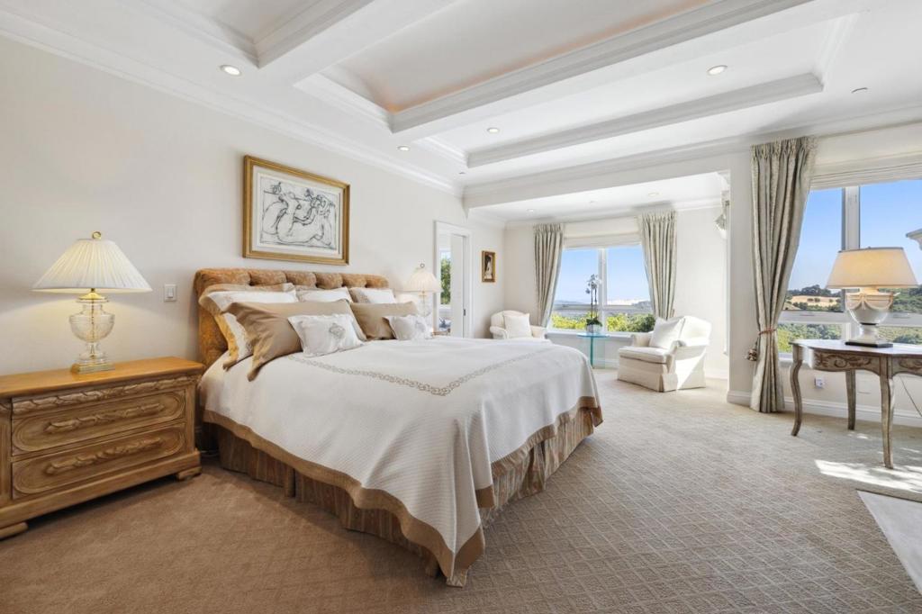 7 Redberry Property Photo 27