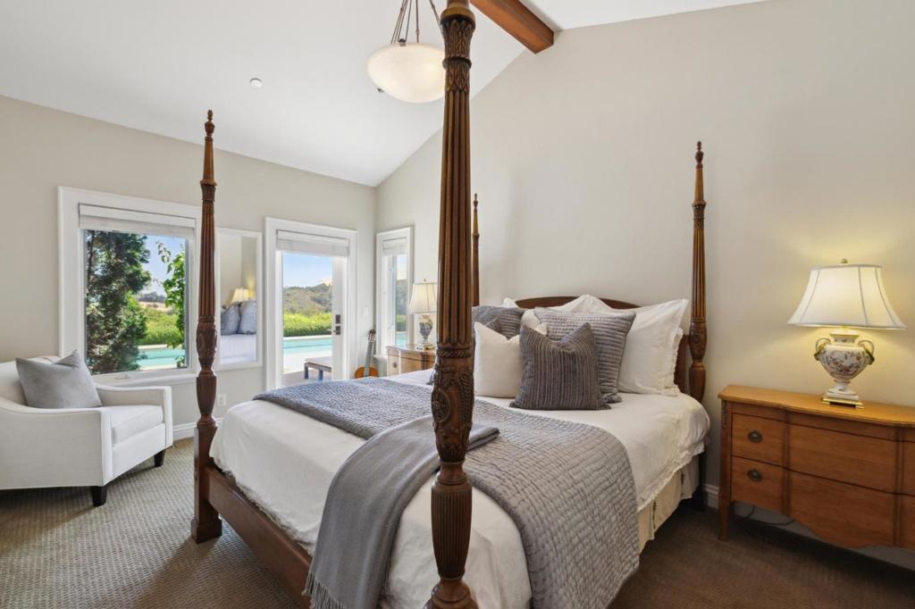 7 Redberry Property Photo 31