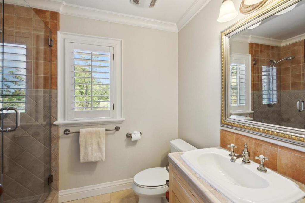 7 Redberry Property Photo 36