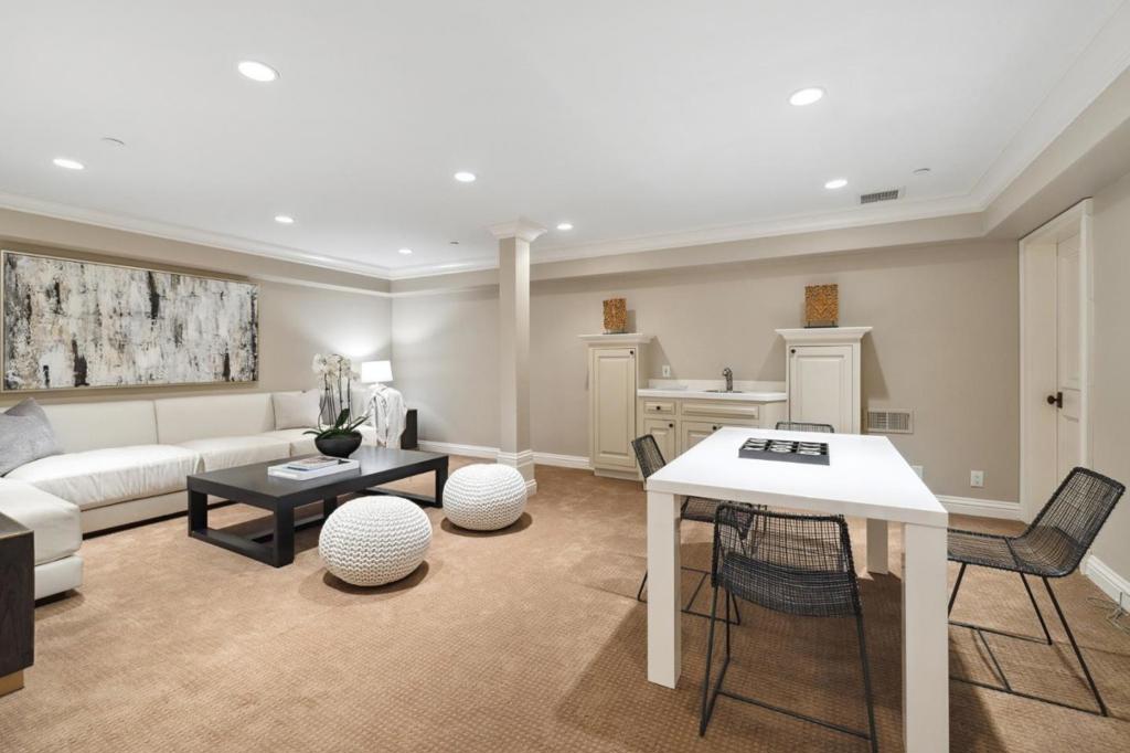7 Redberry Property Photo 42