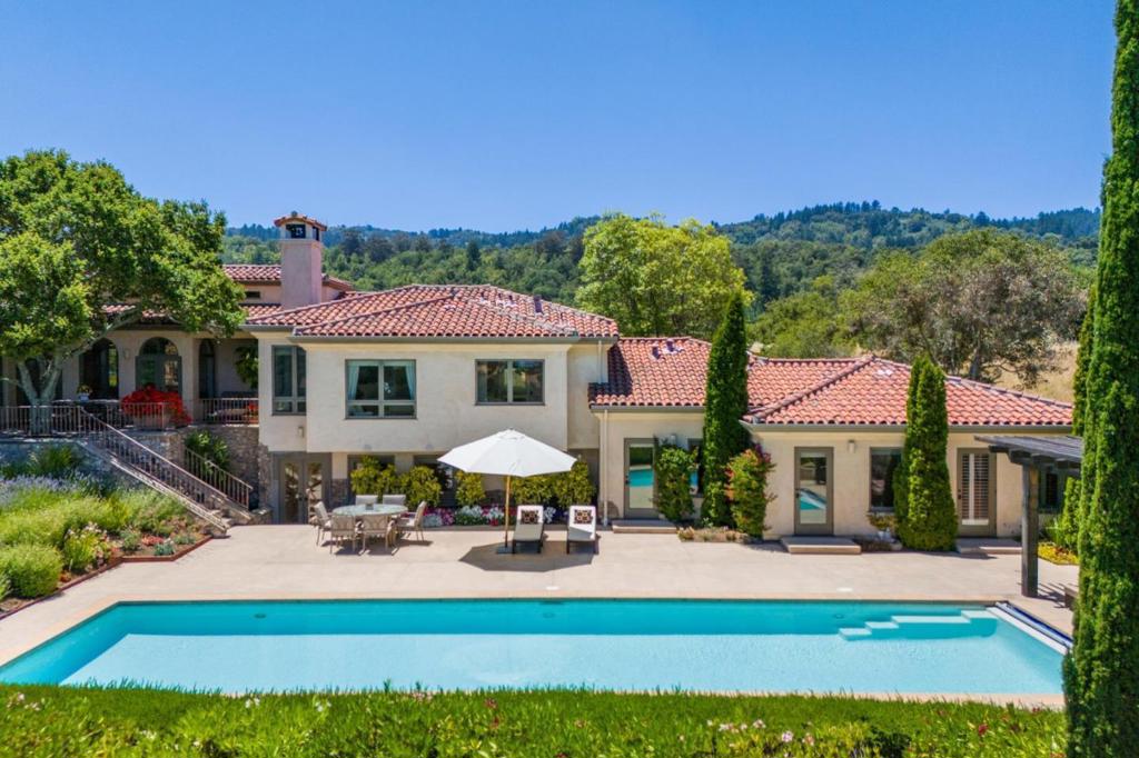 7 Redberry Property Photo 50