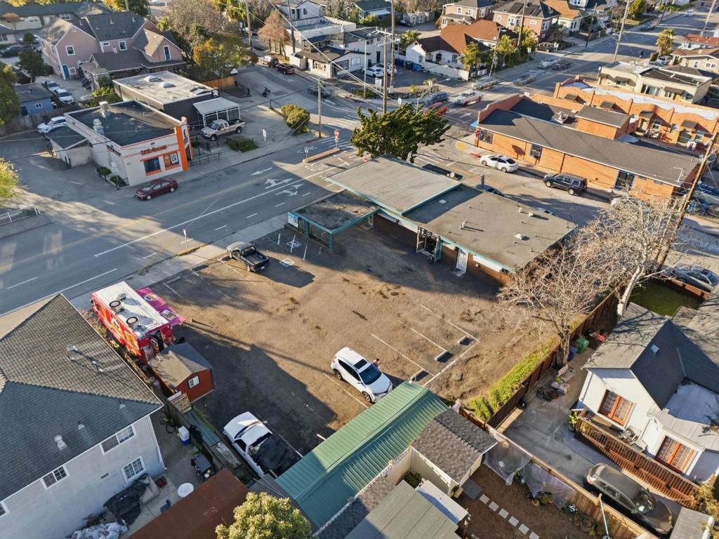 236 Ocean Street Property Photo 9
