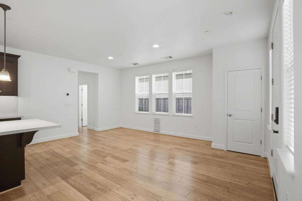 5003 3rd Avenue Property Photo 9