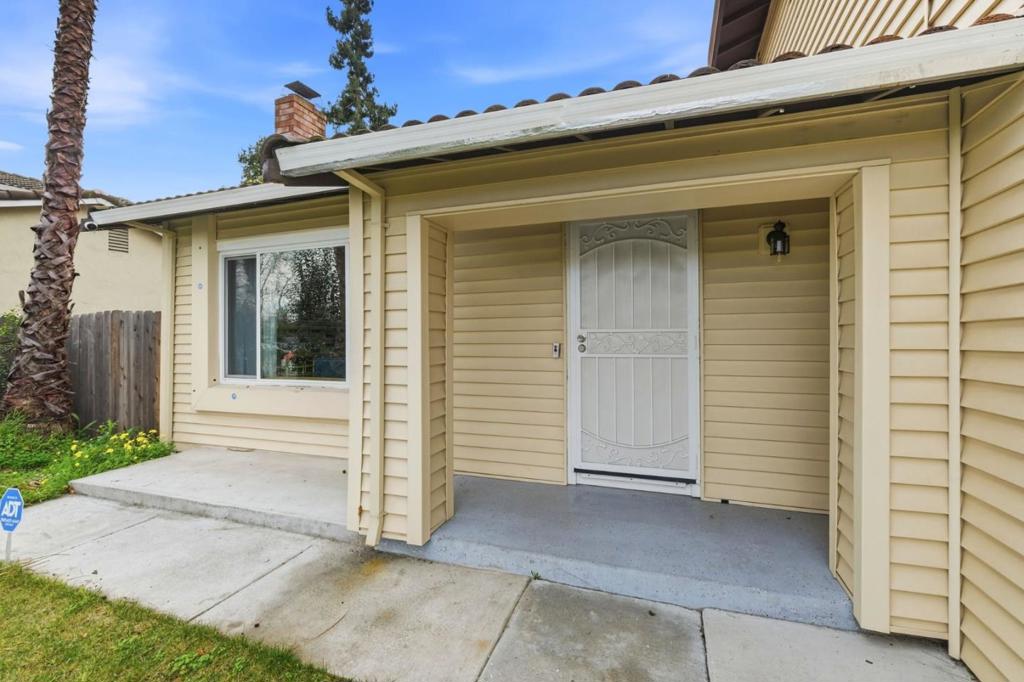 1729 Sherman Drive Property Photo 3