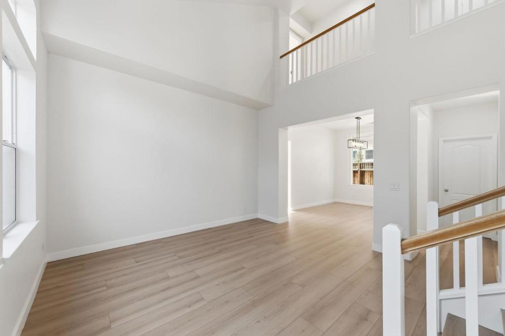 310 Grau Drive Property Photo 6