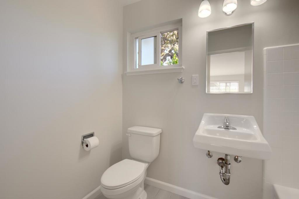 1151 Davis Street Property Photo 8