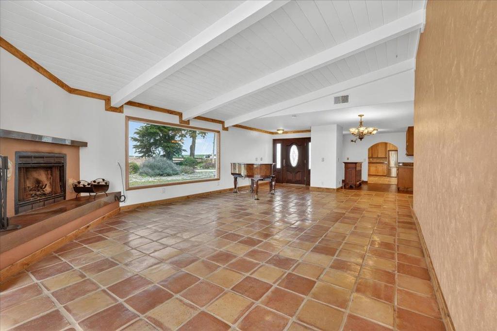 260 Giberson Road Property Photo 14