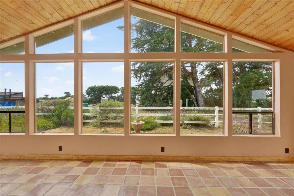 260 Giberson Road Property Photo 15