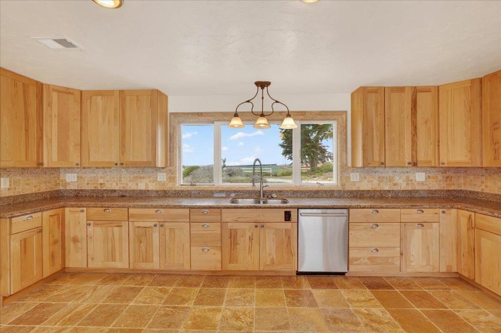 260 Giberson Road Property Photo 23